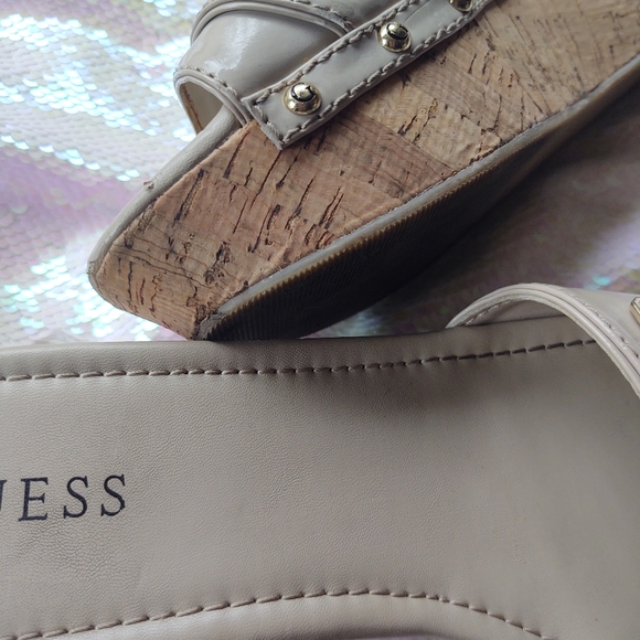 Women's Guess Sandals size 10. - Picture 15 of 15